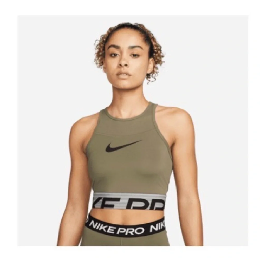 Nike Pro Dri-Fit Cropped Training Top - Picture 1 of 4